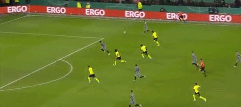 1642549057096082643.gif